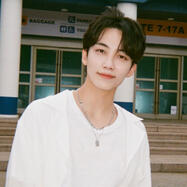 Jeonghan (SEVENTEEN)